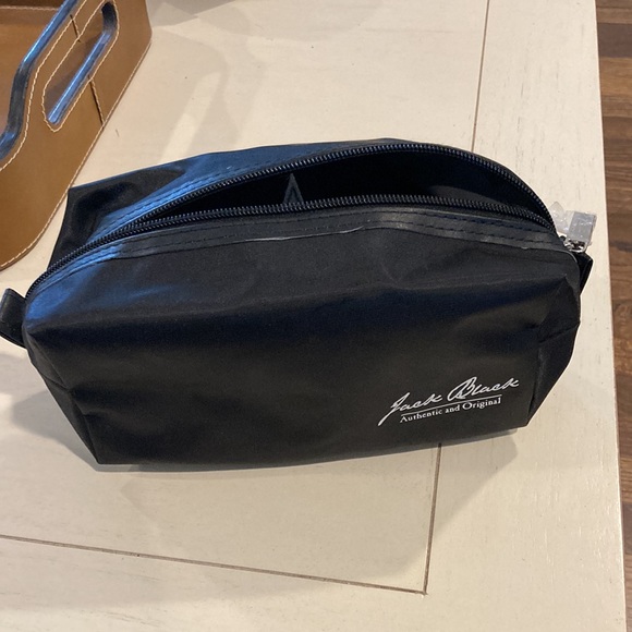 NWOT JACK BLACK SHAVING KIT WITH DALLAS COWBOYS STAR ON ONE SIDE! - Picture 2 of 4